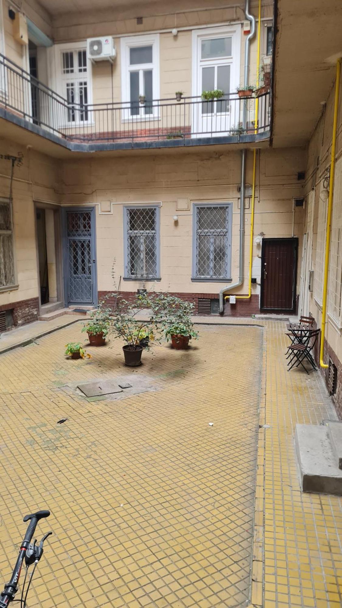 Maxim apartman Budapest Exterior foto